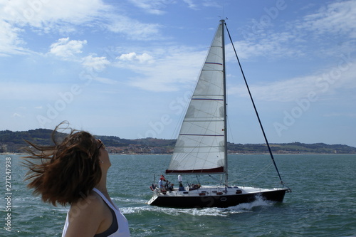 VERANO SE APROXIMA, ESPERANDO LOS VISITANTES EN CIVITANOVA MARCHE, ITALY. photo