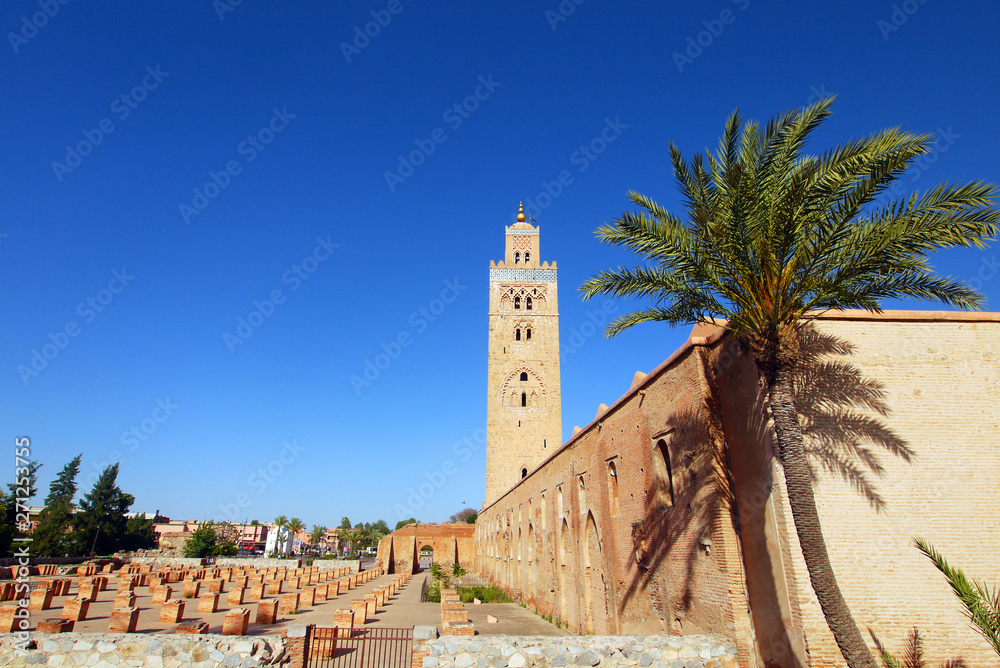 Koutoubia minaret and mosque, Marrakech, Morocco.