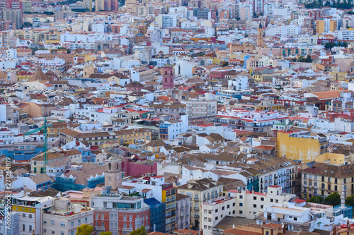Mosaico de construcciones, pisos y casas de la ciudad de Málaga, España. © Momo Estudi