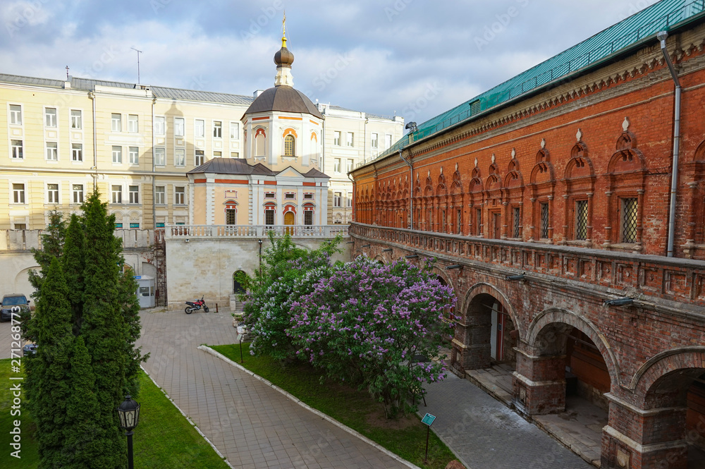 Москва, Высоко-Петровский монастырь.