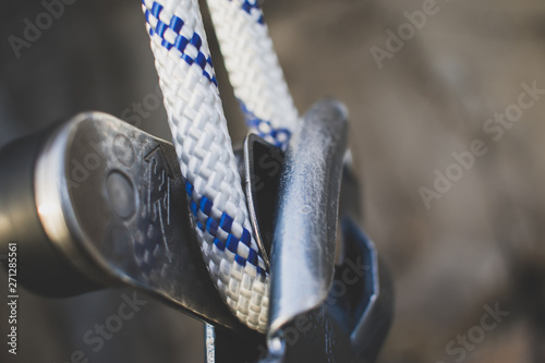 Φωτογραφία Abseil, rappel device with rope