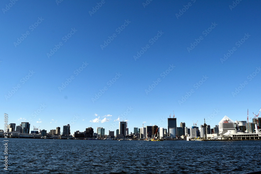 Fototapeta premium 日の出桟橋方面 都市風景
