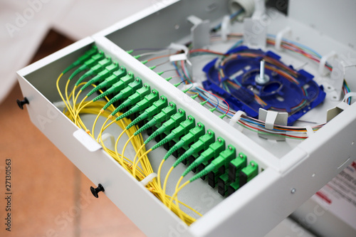 Cuadro en lienzo Fiber to the home equipment