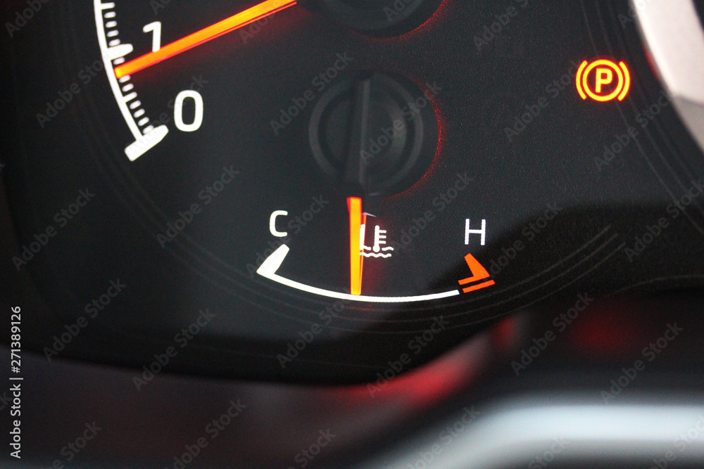 Naklejka premium Vehicle coolant gauge