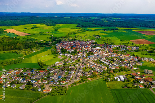 Dorf Villingen in Hessen aus der Luft