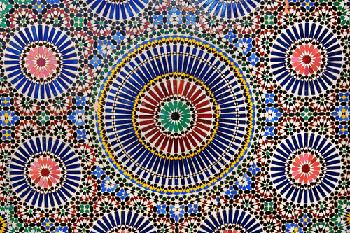 Moroccan mosaic tile, ceramic decoration of Hassan II Mosque, Casablanca, Morocco © Andrii Vergeles