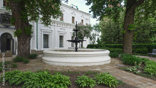 Spring courtyard with fountain in the Kiev Pechersk Lavra © Firefly