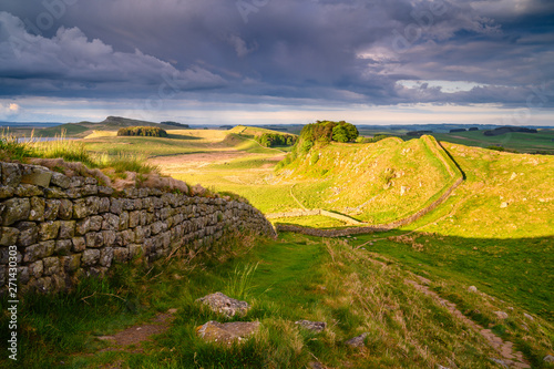 Hadrian's Wall above Cuddy's Crags, a UNESCO World Heritage Site in the beautiful Northumberland National Park. popular with walkers along the Hadrian's Wall Path and Pennine Way
