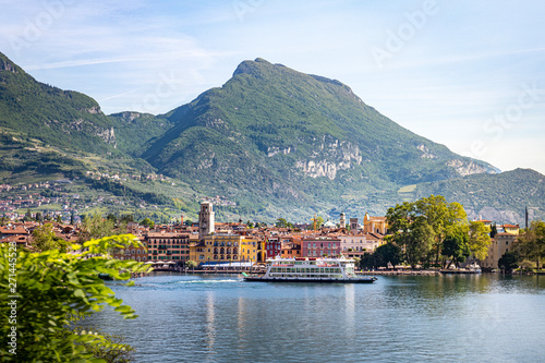 Tableau sur toile Riva del Garda as seen from Pregasina, a little village on the mountain