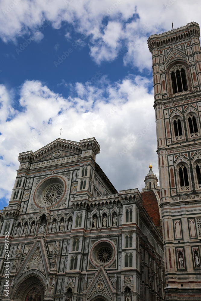 Fototapeta premium Bell Tower of Giotto of the Cathedral Florence