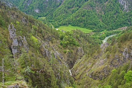 Blick auf die Salza nahe der Wasserlochklamm in der Steiermark