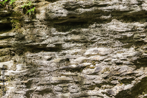 Horizontal layers of rocks, opened as a result of tectonic fault