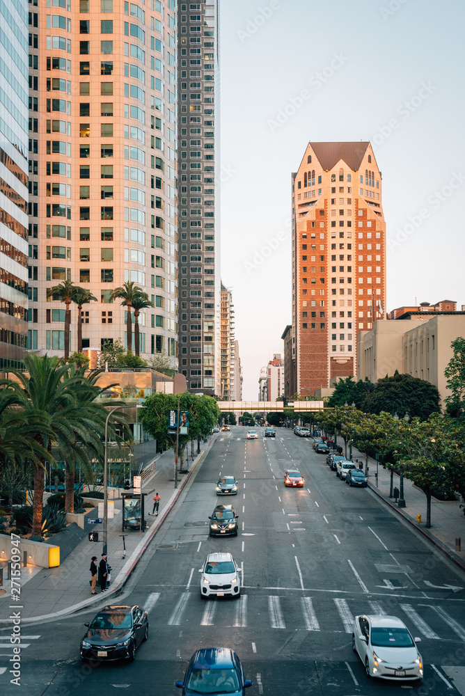 Cityscape view of 5th Street in downtown Los Angeles, California