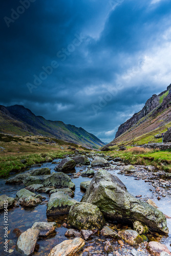 Dramatic Valley. © Anthony Dillon