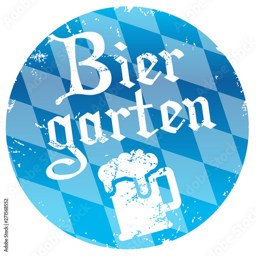 blauer Button Bayern Biergarten mit Bierkrügen zerkratzt