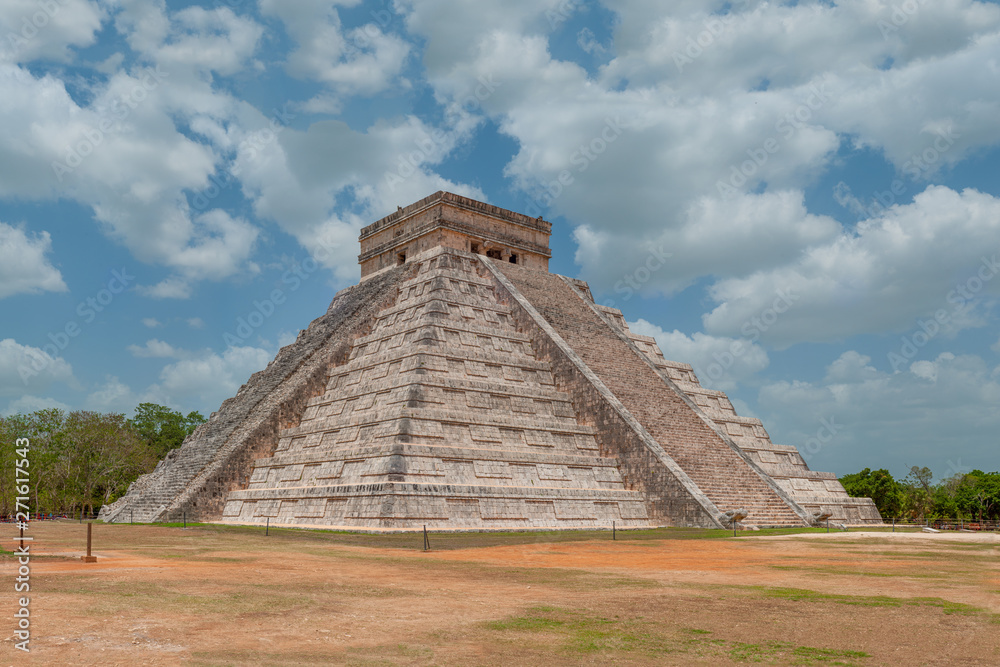 Side shot of the Mayan Pyramid of Kukulkan, known as El Castillo, classified as Structure 5B18, taken in the archaeological area of Chichen Itza, in the Yucatan peninsula