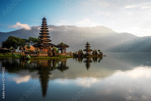 Bali, Indonesia, Ulun Danu Beratan Temple at Sunrise