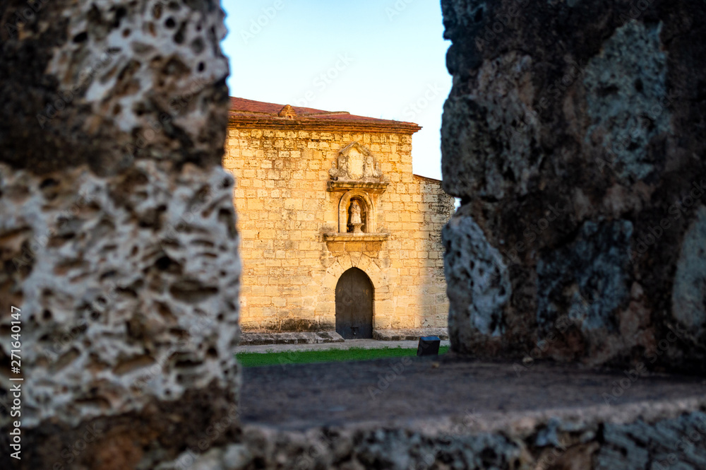 vista de iglesia antigua
