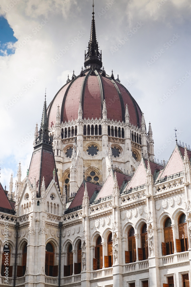 Fototapeta premium Parliament in Budapest, Hungary