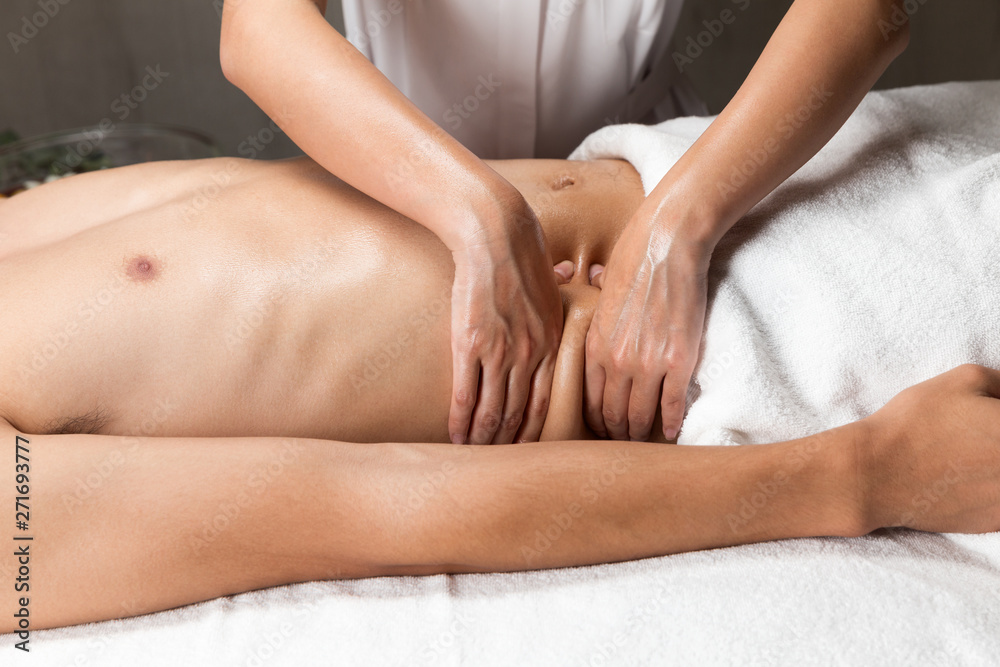 Fototapeta premium おなかのマッサージ