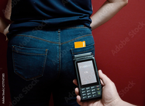 Theft of a credit card using a payment terminal