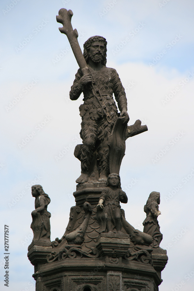 Fototapeta premium amboise fountain in clermont-ferrand (france)