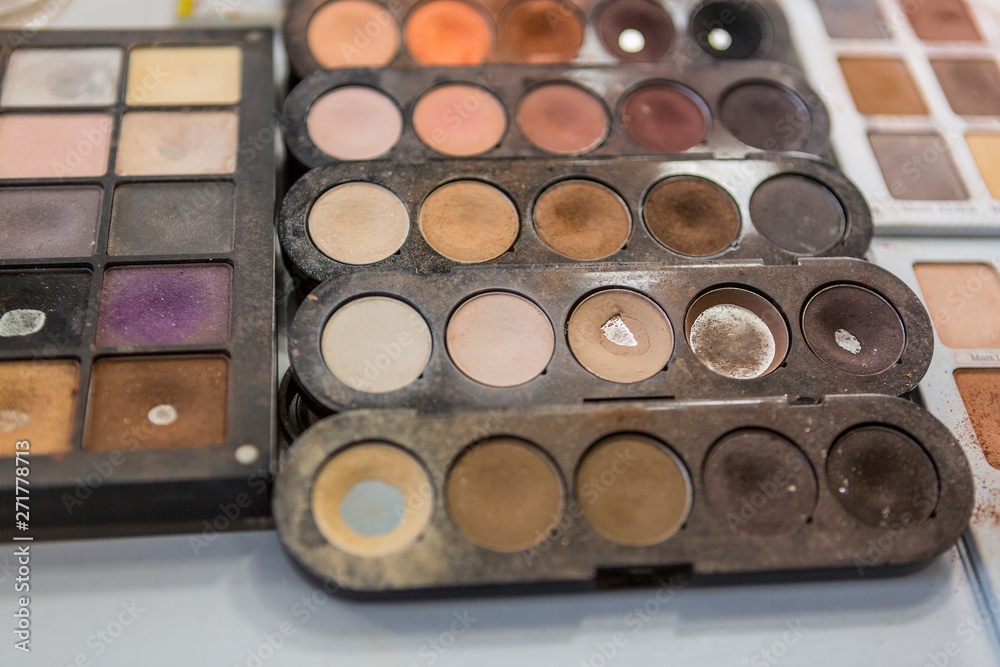 makeup accessories, brushes, palette, make-up and make-up. working environment of make-up artist. makeup background. makeup accessories, brushes, palette, make-up and make-up. working environment of make-up artist. makeup background.