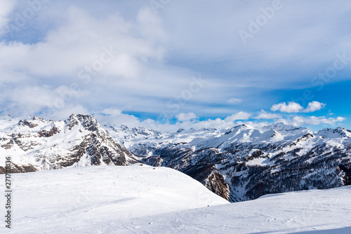 The mountains of the Alpe Devero © trattieritratti