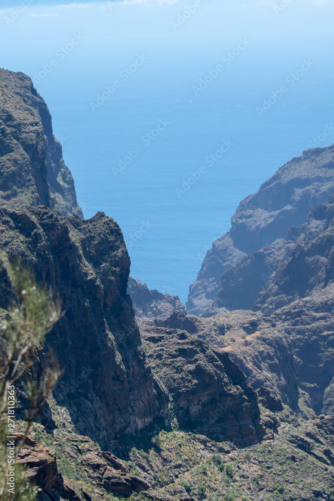  Mountains on the Canary Islands. Teide Volcano