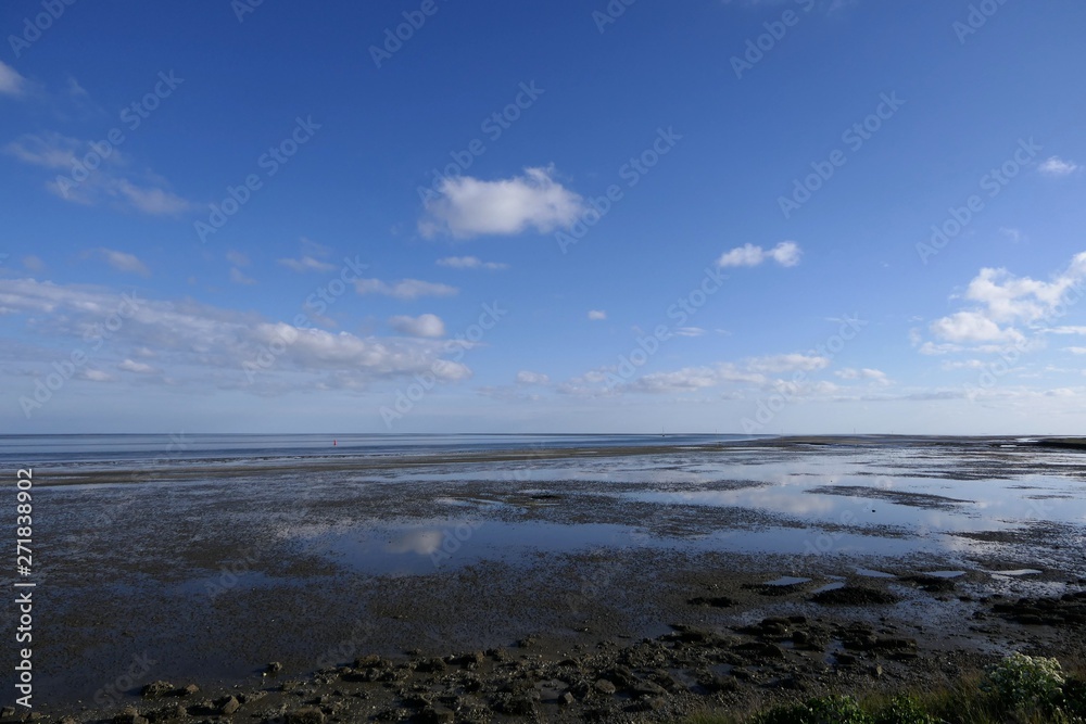 Landscape Wadden Sea, mudflats by low tide Landscape Wadden Sea, mudflats by low tide