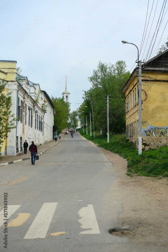 Obraz premium Torzhok, Russia - May, 15, 2019: image of houses on the street in Torzhok, Russia