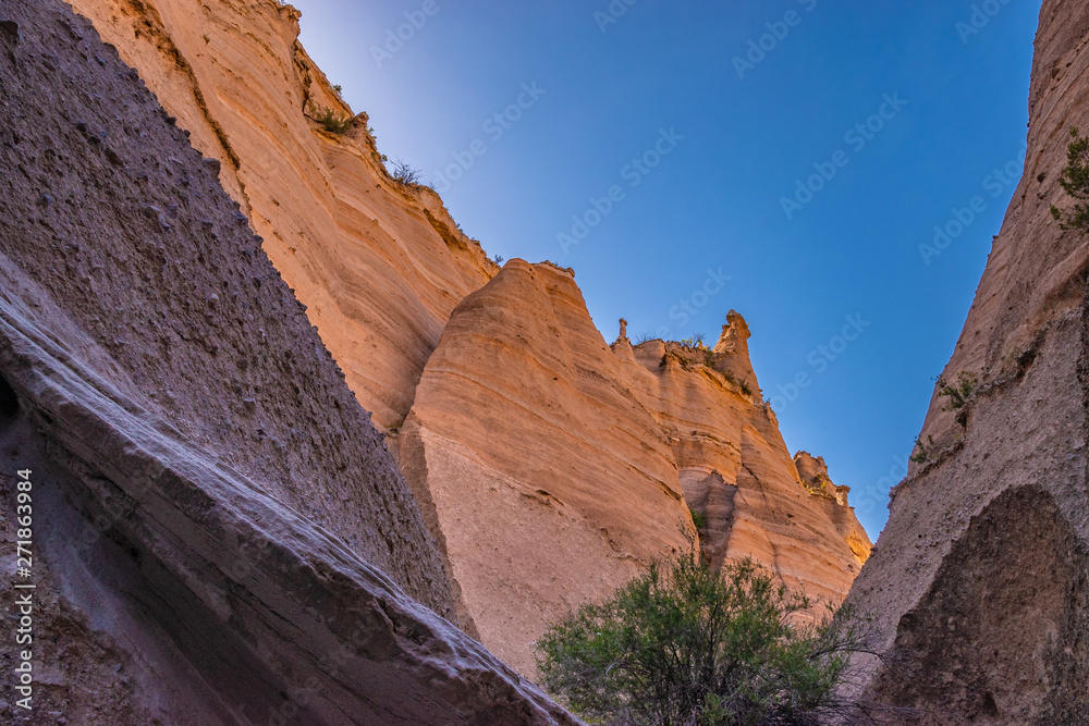 Beautiful Morning Hike To Tent Rocks in New Mexico