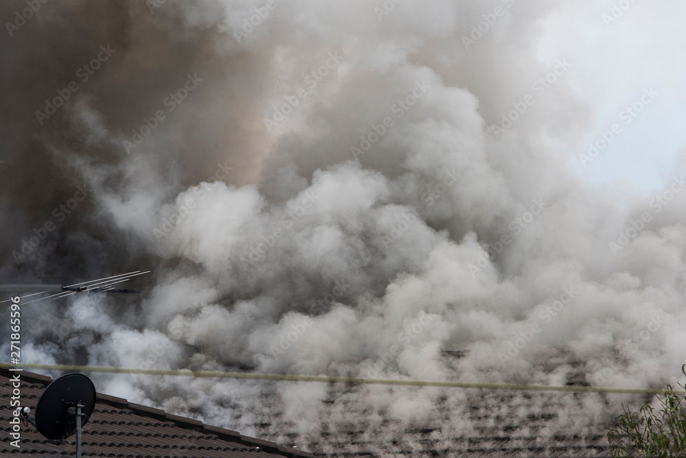 Residential home in Taylors Hill, Melbourne goes up in flames this morning. Residential home in Taylors Hill, Melbourne goes up in flames this morning.