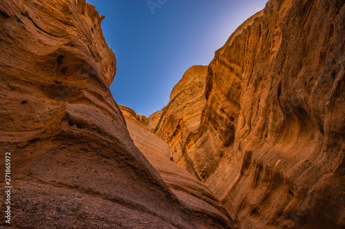 Beautiful Morning Hike to the Tent Rocks in New Mexico © Jeremy Janus