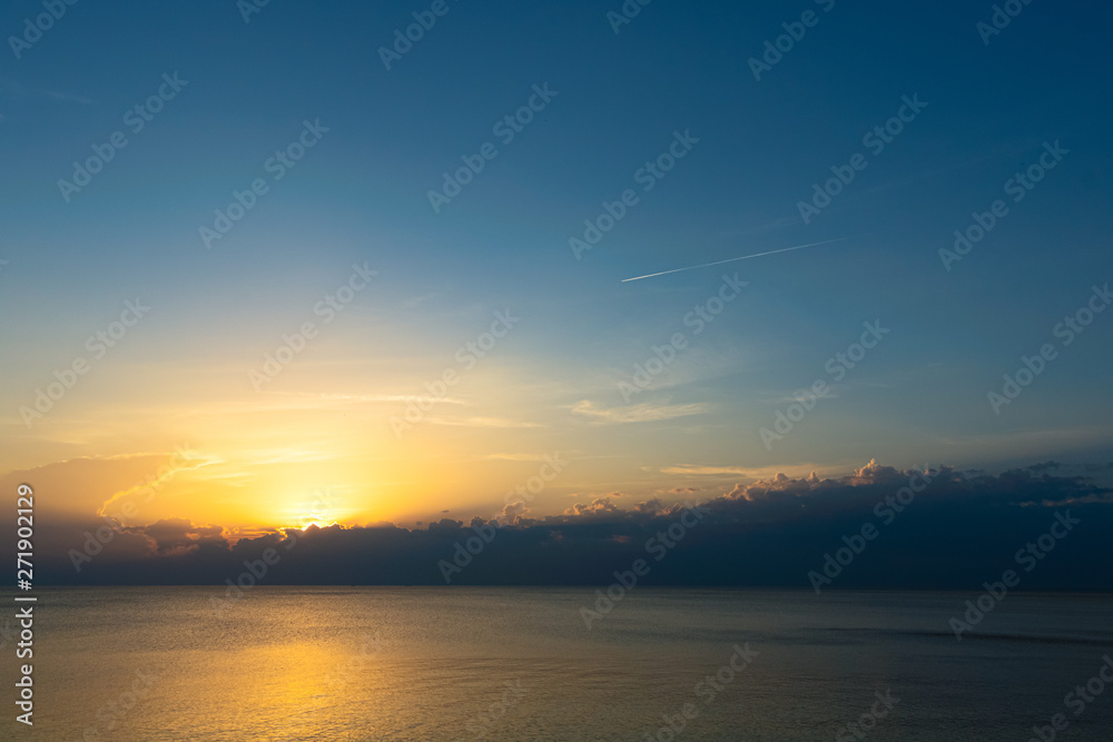 Fototapeta premium sea and sky background. Beautiful sunset on the sea.