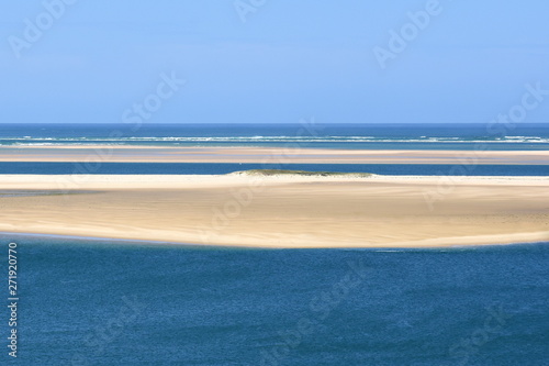 France, Aquitaine, le banc d'Arguin vu de la dune du Pilat dans le bassin d'Arcachon.