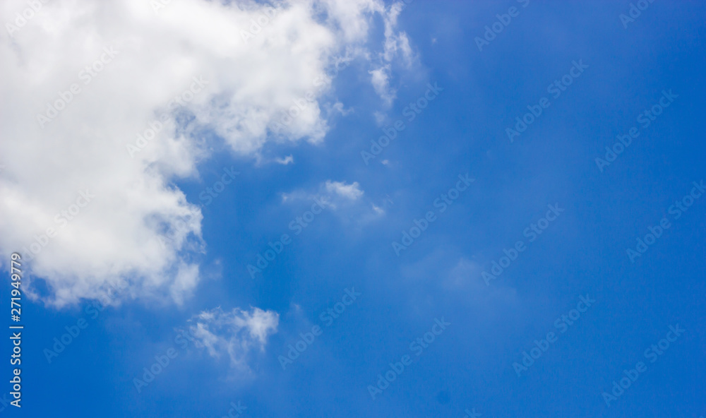 Fototapeta premium Blue sky with clouds. nature background