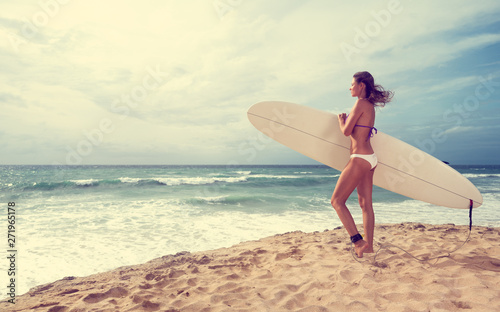 Attractive female surfer