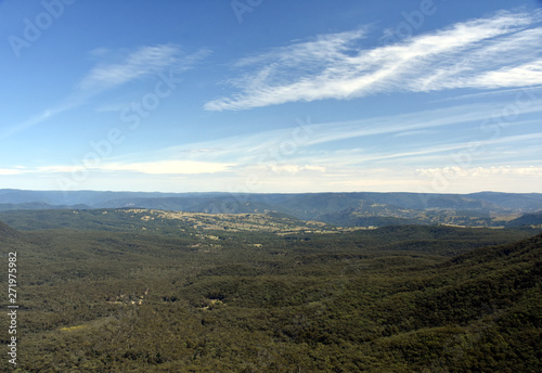 Scenic views of Narrowneck plateau which divides the Jamison and Megalong valleys in the Blue Mountains, Australia. View from Cahill's lookout.