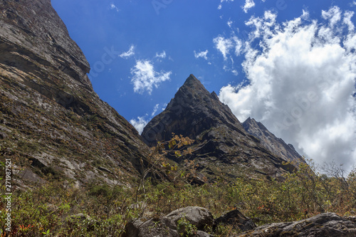 high peaks of the andes in peru
