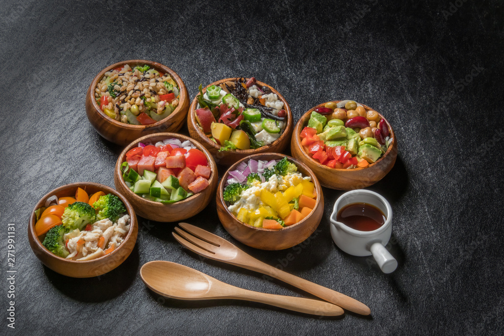 サラダ Beautiful and colorful chopped salad サラダ Beautiful and colorful chopped salad