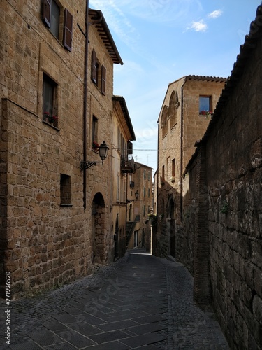 narrow street in old town italy