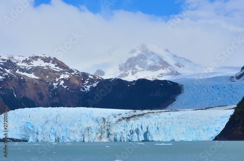 Glaciar Spegazzini, Santa Cruz, Patagonia Argentina photo