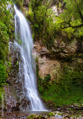 Fototapeta Naklejka Na Ścianę i Meble -  Parque das oito cachoeiras