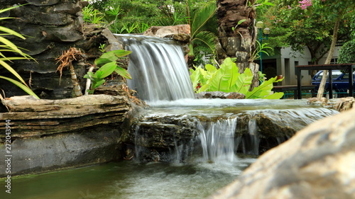 Foto Waterfall in the garden of the school of Thailand