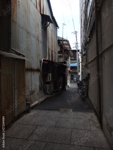                    Back alley of Onomichi 16