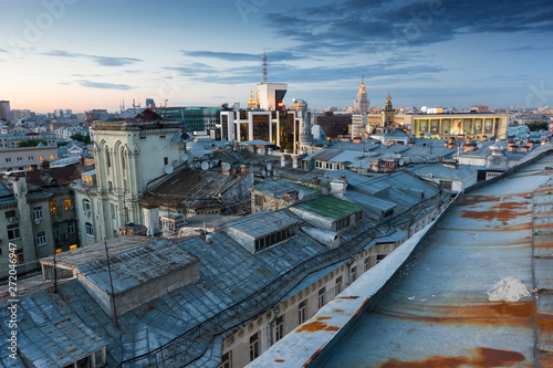 The roof of an abandoned house in the center of Moscow