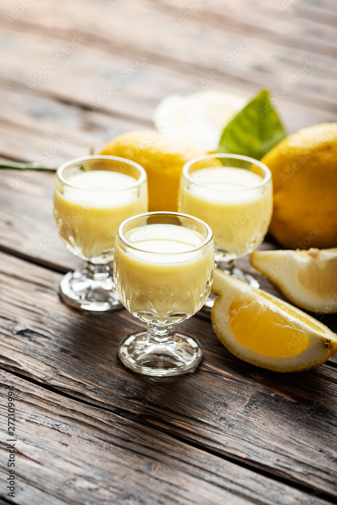 Traditional Italian liguore with lemon Traditional Italian liguore with lemon