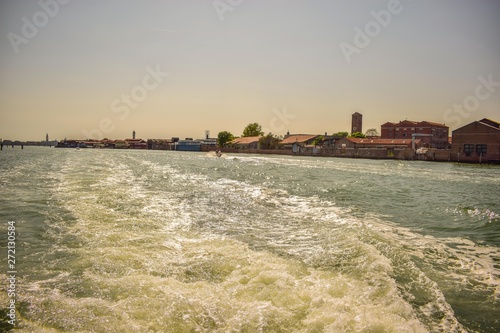 Vista de la isla de Murano en la laguna de Venecia