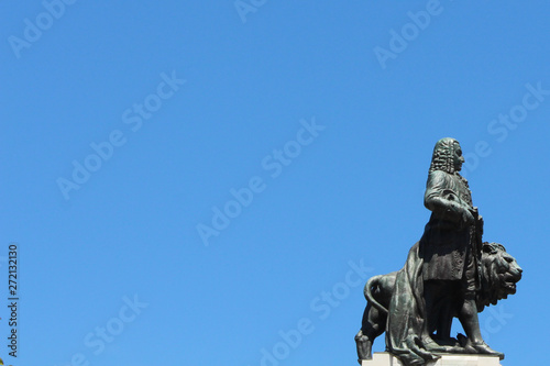 Marquis of Pompal statue with lion, Lisbon